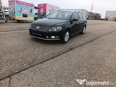 Utilizat 2011 VW Passat Berlinǎ | 5.750 EUR (Preț OK)