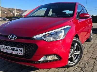 Second-hand Hyundai i20 Intro Edition 86 CP (63 kW) 2018 Culoarealte culori Hatchback