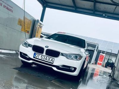 Utilizat 2014 BMW 320 Comfort Edition Berlinǎ | 9.550 EUR (Preț OK)