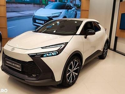 Nouă Toyota C-HR 197 CP (144 kW) 2025 Culoarealb SUV