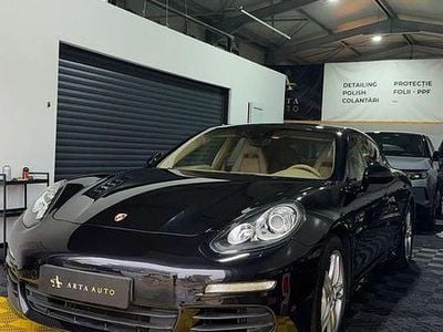 Second-hand Porsche Panamera 300 CP (220 kW) 2015 Culoarenegru Berlinǎ