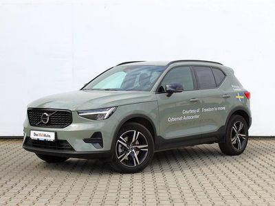 Verde inchis normal Utilizat 2025 Volvo XC40 Plus SUV | 41.140 EUR (Scump)