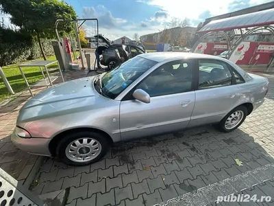 Utilizat 1998 Audi A4 Berlinǎ | 999 EUR