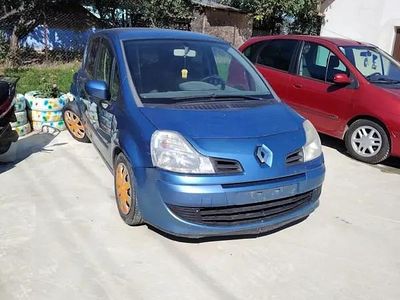 Utilizat 2010 Renault Modus Monovolum | 2.800 EUR