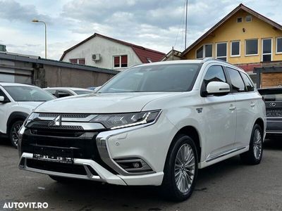 second-hand Mitsubishi Outlander P-HEV 2.4 L 4X4 Instyle+