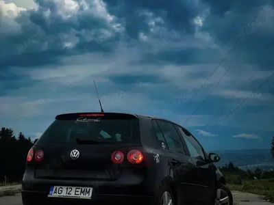 VW Golf V