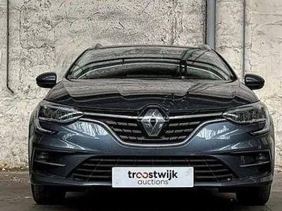 Gri Utilizat 2021 Renault Mégane GrandTour Break | 11.400 EUR (Preț bun)
