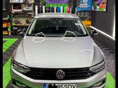 Culoareargint Utilizat 2020 VW Passat Highline Berlinǎ | 19.450 EUR (Super Preț)