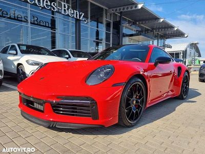 Second-hand Porsche 911 Turbo S 580 CP (426 kW) 2022 Rosu Coupe