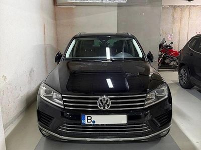 Culoarenegru Utilizat 2018 VW Touareg SUV | 22.500 EUR