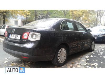Second-hand VW Jetta 140 CP (102 kW) 2009 Negru Berlinǎ