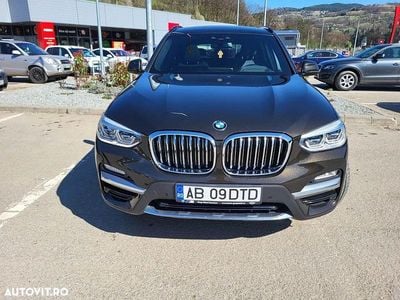 Culoaremaro Utilizat 2019 BMW X3 Luxury Line SUV | 34.200 EUR (Scump)