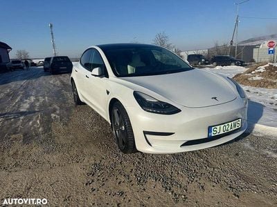 Second-hand Tesla Model 3 376 kW (512 CP) 2019 Culoarealb Berlinǎ