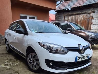 Second-hand Renault Mégane GrandTour Life 95 CP (69 kW) 2014 Alb Break