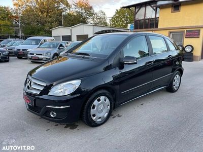 Mercedes B180