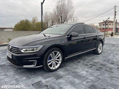 Second-hand VW Passat 218 CP (160 kW) 2016 Culoarenegru Berlinǎ