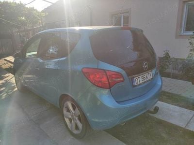Second-hand Opel Meriva Cosmo 140 CP (102 kW) 2010 Albastru Monovolum