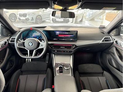 Second-hand BMW M440 M Sport 387 CP (284 kW) 2024 Albastru portimao metalizat metalizat Berlinǎ