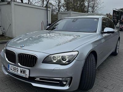 BMW 740