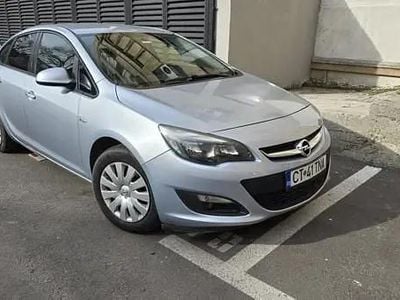 Second-hand Opel Astra 105 CP (77 kW) 2016 Berlinǎ