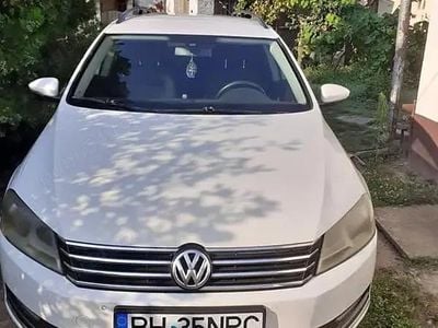 Alb Utilizat 2012 VW Passat Break | 5.500 EUR (Preț bun)