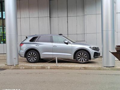 Second-hand VW Touareg Elegance 381 CP (280 kW) 2025 Culoaregri SUV