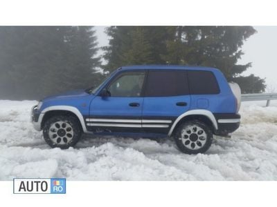 Second-hand Toyota RAV4 137 CP (100 kW) 1997 Albastru  metalizat SUV