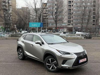 Second-hand Lexus NX300h Executive Line 197 CP (144 kW) 2019 Culoareargint SUV