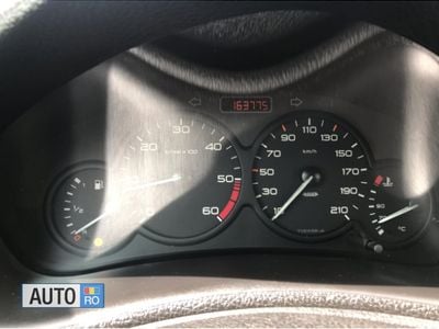 Second-hand Peugeot 206 105 CP (77 kW) 2001 Gri Berlinǎ