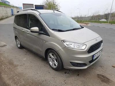 Gri Utilizat 2014 Ford Tourneo Break | 7.000 EUR