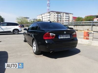 Second-hand BMW 320 163 CP (119 kW) 2008 Negru Berlinǎ