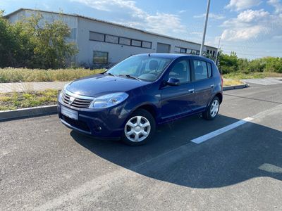 second-hand Dacia Sandero 1.4 Benzina 90 CP