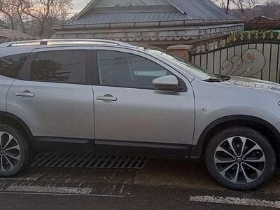 Second-hand Nissan Qashqai +2 Acenta 110 CP (80 kW) 2011 Culoareargint SUV