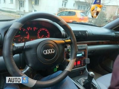 Second-hand Audi A4 126 CP (92 kW) 1999 Albastru Berlinǎ