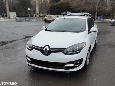 Second-hand Renault Mégane GrandTour Expression 110 CP (80 kW) 2016 Culoarealb Break