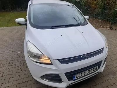 Alb Utilizat 2016 Ford Kuga SUV | 7.600 EUR (Super Preț)