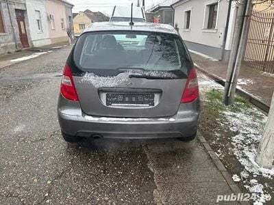 Gri Utilizat 2010 Mercedes A150 Berlinǎ | 1.650 EUR (Super Preț)