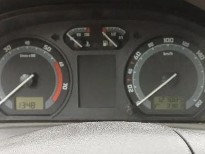 Second-hand Skoda Fabia 75 CP (55 kW) 2008 Argintiu Berlinǎ