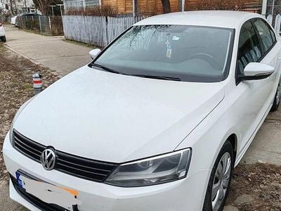 Culoarealb Utilizat 2013 VW Jetta Trendline Berlinǎ | 4.500 EUR (Super Preț)