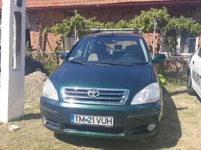 Utilizat 2002 Toyota Avensis Van | 1.200 EUR