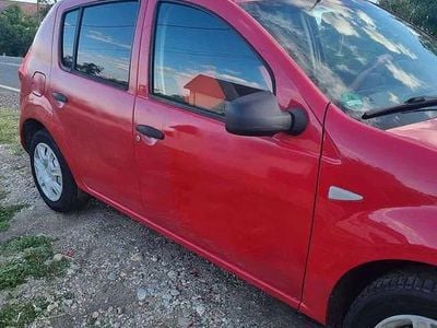 Second-hand Dacia Sandero 75 CP (55 kW) 2009 Culoarerosu Berlinǎ