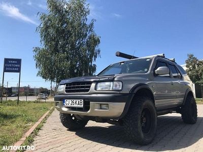 Second-hand Opel Frontera 115 CP (84 kW) 2001 Culoaregri SUV