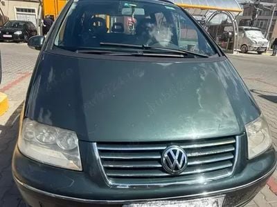 VW Sharan
