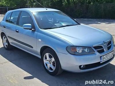 Utilizat 2008 Nissan Almera Hatchback | 3.650 EUR