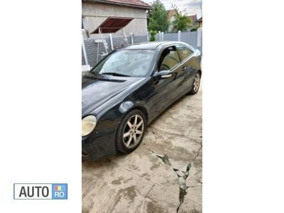 Utilizat 2001 Mercedes C230 Coupe | 1.900 EUR