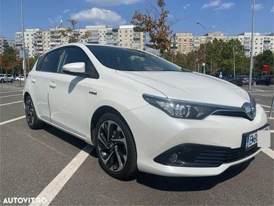 Toyota Auris Hybrid
