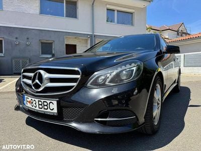 Negru Utilizat 2015 Mercedes E220 Berlinǎ | 11.900 EUR (Super Preț)