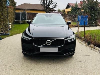 Second-hand Volvo XC60 Momentum 250 CP (183 kW) 2019 Culoarenegru SUV