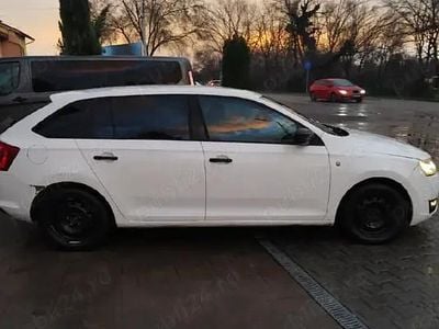 Second-hand Skoda Rapid 105 CP (77 kW) 2014 Alb Hatchback