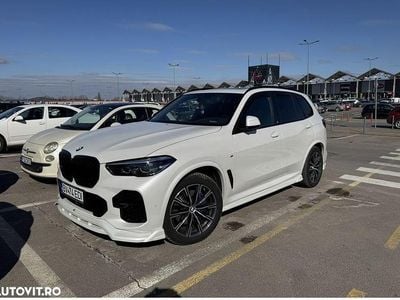 Second-hand BMW X5 286 CP (210 kW) 2023 Culoarealb SUV